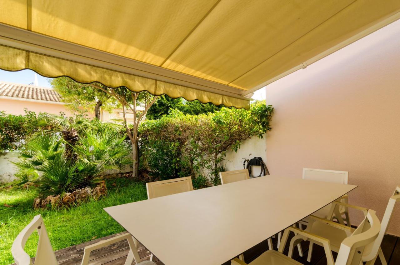 Charming House In Vilamoura With Shared Pool Kültér fotó